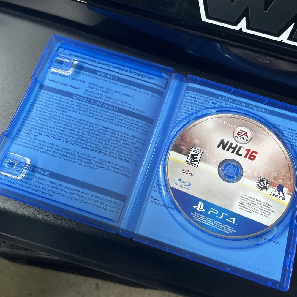 Call of‎ Duty WWII Madden 16 NHL 16 Sony PlayStation 4 PS4 Game Disc Lot of 3